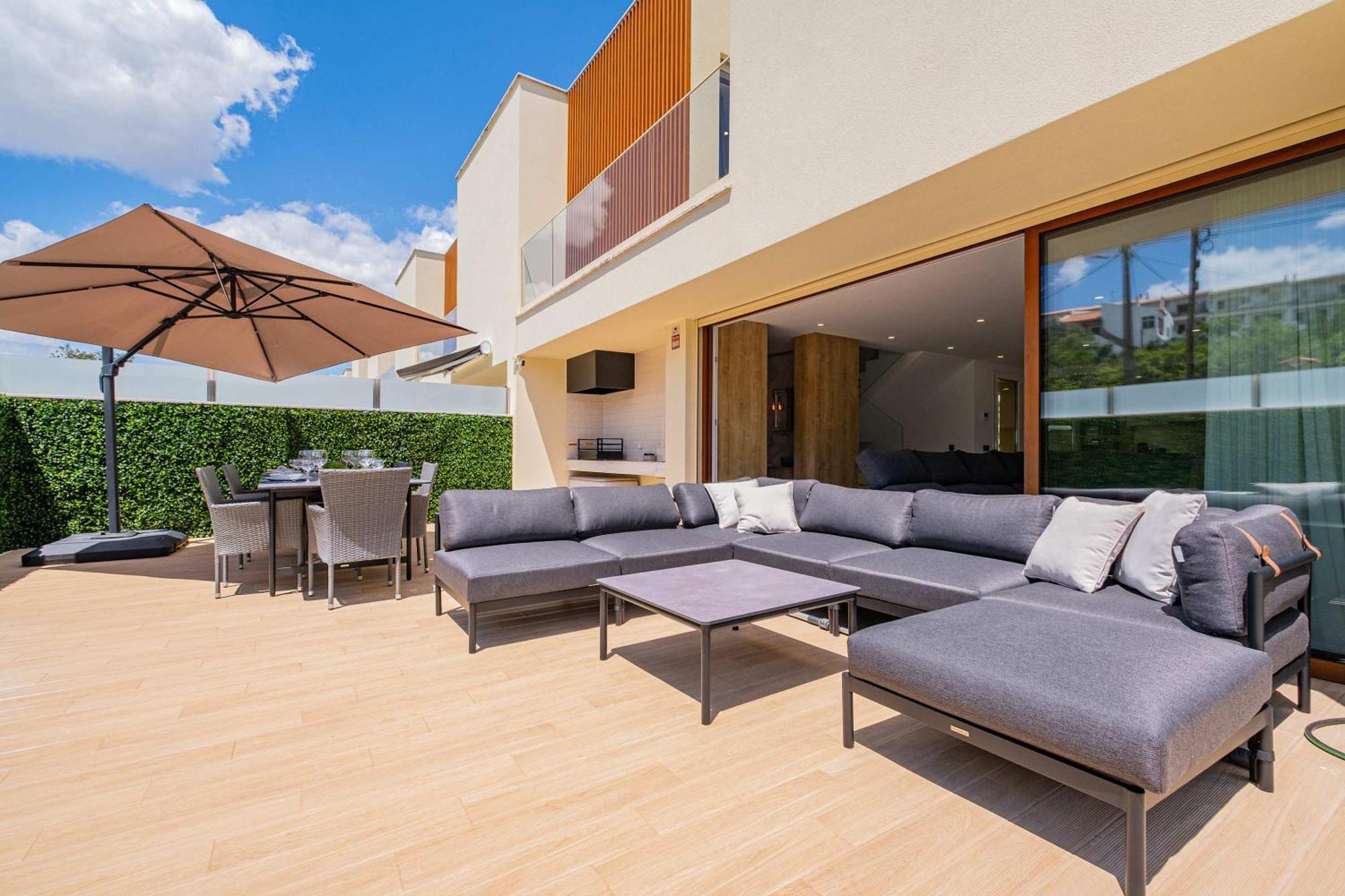 La Colline I Private Pool Oasis Near Old Town Villa